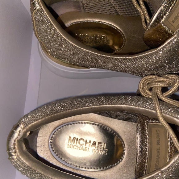 Gold sparkle Michael Kors sneakers - Picture 3 of 7